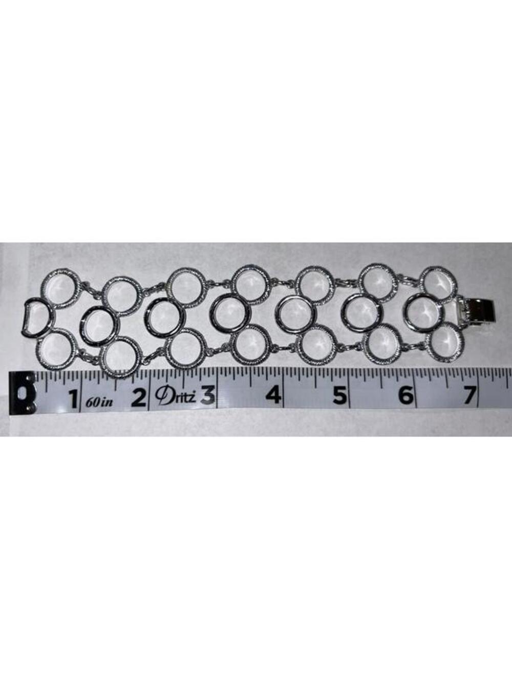 Vintage Sarah Coventry Silver Tone Linked Circles Bracelet - Picture 2 of 4